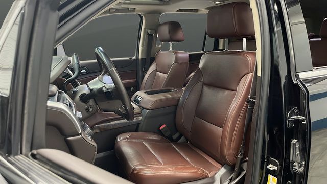 Used 2019 Chevrolet Suburban Premier AWD/4WD image 9
