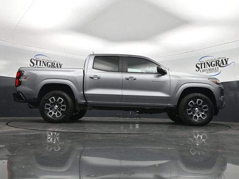 Used 2023 Chevrolet Colorado Z71 w/ Z71 Convenience Package 2 AWD/4WD image 33