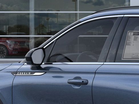 New 2026 Lincoln Corsair Premiere image 20