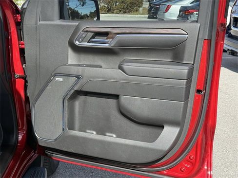 Used 2023 GMC Sierra 1500 SLT w/ SLT Premium Plus Package image 38