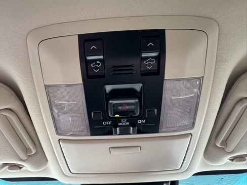 Used 2023 Lexus GX 460 Premium image 29