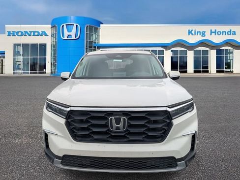 Used 2024 Honda Pilot EX-L image 2