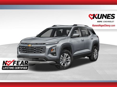 New 2026 Chevrolet Equinox LT w/ Convenience Package II image 1