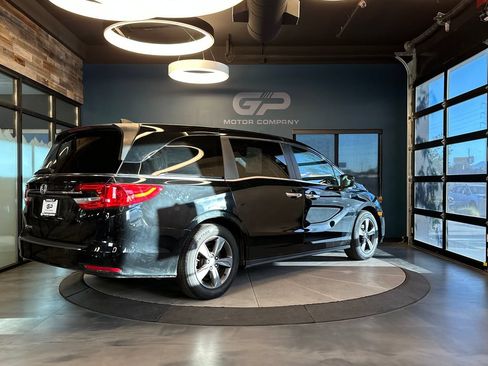 Used 2022 Honda Odyssey EX image 3