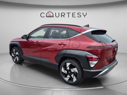New 2026 Hyundai Kona Limited FWD image 3