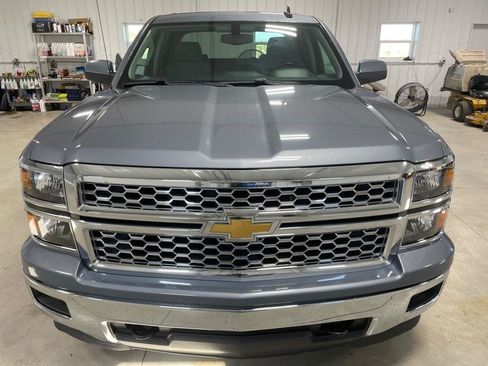 Used 2015 Chevrolet Silverado 1500 LT w/ LT Convenience Package AWD/4WD image 2