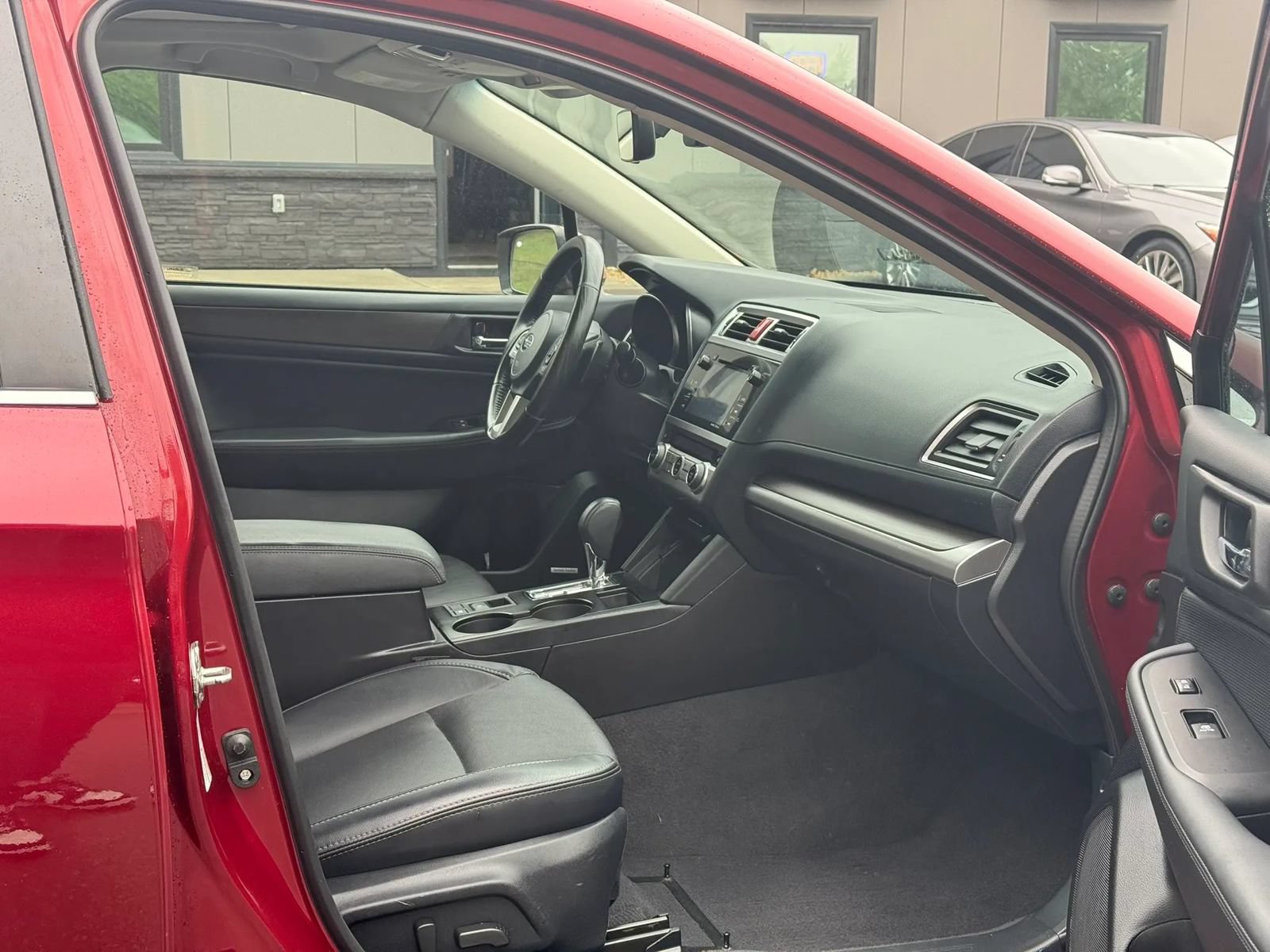 Used 2017 Subaru Legacy 2.5i Limited AWD/4WD image 12