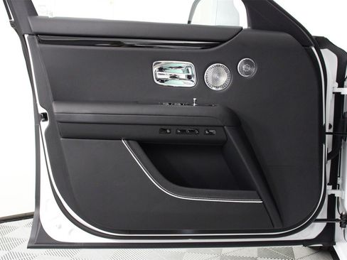 New 2025 Rolls-Royce Ghost image 11