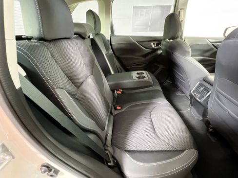 Used 2022 Subaru Forester Premium image 26