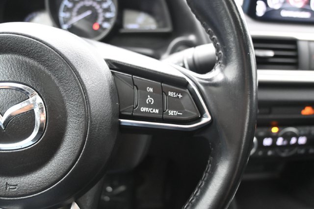 Used 2017 MAZDA MAZDA3 Touring w/ Popular Equipment Package FWD image 20