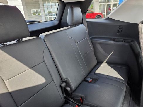Used 2021 Chevrolet Traverse High Country FWD image 12