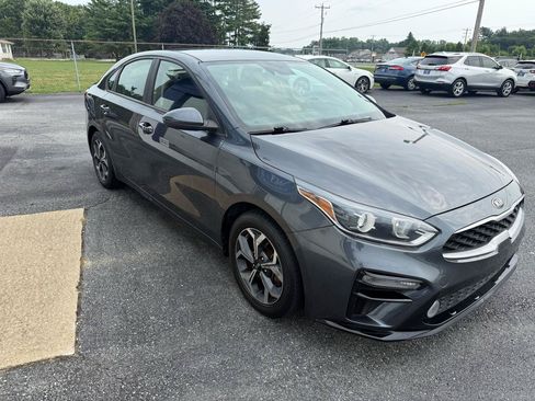 Used 2021 Kia Forte LXS FWD image 5