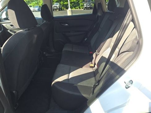 Used 2024 Nissan Rogue SV AWD/4WD image 12