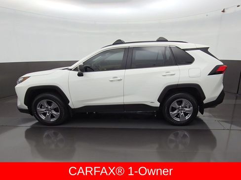 Certified 2025 Toyota RAV4 LE AWD/4WD image 5