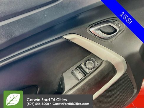 Used 2017 Chevrolet Camaro SS RWD image 12