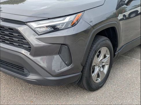 Used 2024 Toyota RAV4 XLE FWD image 9