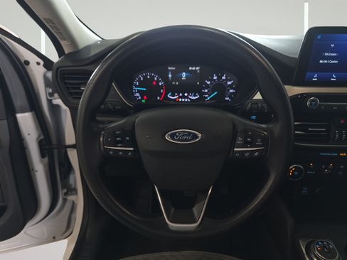 Used 2021 Ford Escape SE FWD image 14