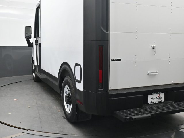 Used 2024 Chevrolet Brightdrop 400 w/ Commercial Equipment Package AWD/4WD image 5