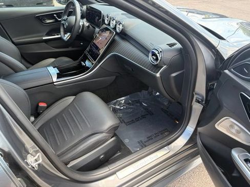 Used 2025 Mercedes-Benz C 300 Sedan image 32