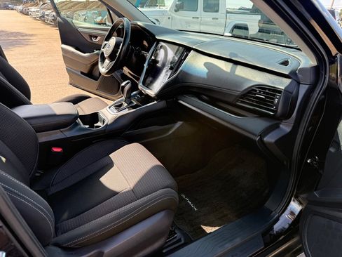 Used 2022 Subaru Outback Premium AWD/4WD image 14