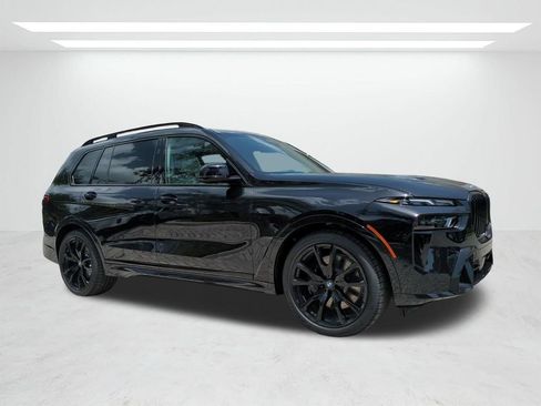 New 2027 BMW X7 xDrive40i w/ Executive Package AWD/4WD image 2