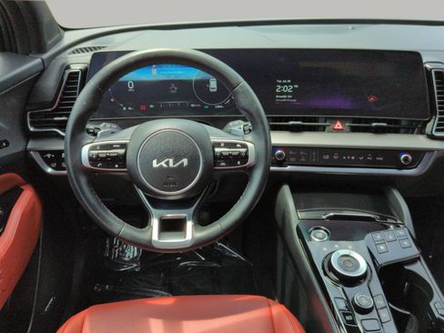 Certified 2025 Kia Sportage SX Prestige AWD/4WD image 20