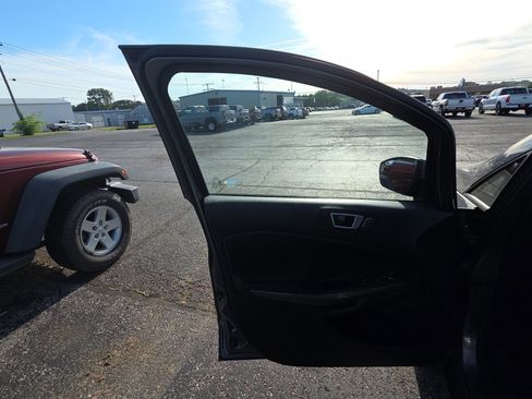 Used 2019 Ford EcoSport SE FWD image 7