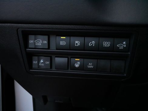 Certified 2026 Toyota Sequoia Platinum image 29