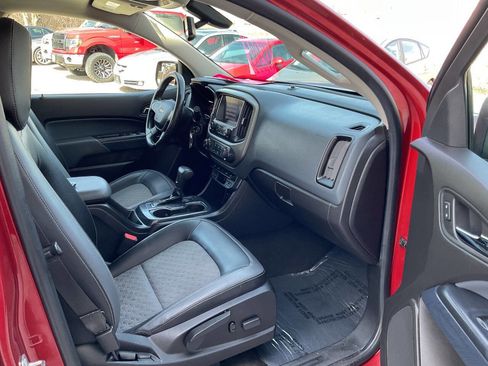 Used 2015 Chevrolet Colorado Z71 image 39
