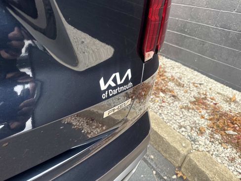 Used 2023 Kia Sorento SX Prestige image 10