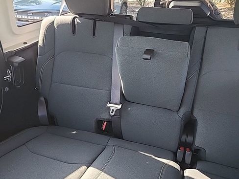 Used 2025 Jeep Wrangler Sahara image 10