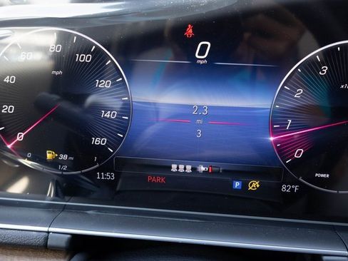 Certified 2025 Mercedes-Benz GLE 450 4MATIC image 13