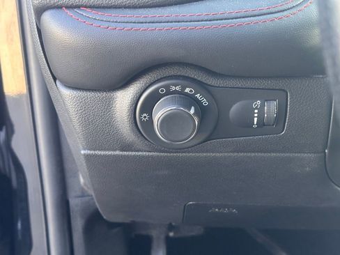 Used 2023 Dodge Durango GT image 26