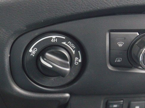 Used 2023 Nissan Frontier PRO-4X w/ Pro Convenience Package AWD/4WD image 28