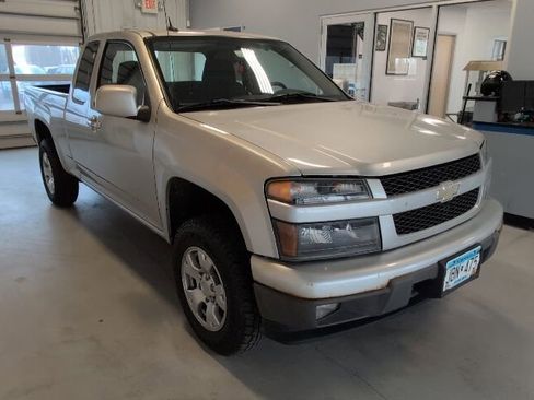 Used 2010 Chevrolet Colorado W/T AWD/4WD image 7