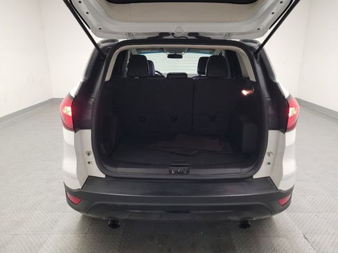 Used 2019 Ford Escape SE FWD image 29