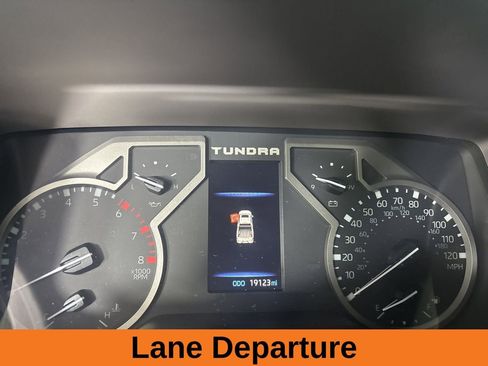 Used 2024 Toyota Tundra SR5 w/ SR5 Convenience Package AWD/4WD image 13
