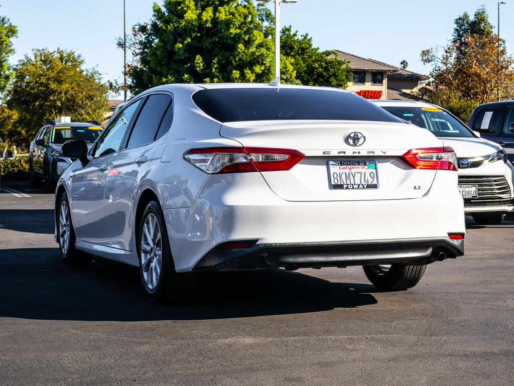 Used 2019 Toyota Camry LE FWD image 7