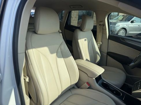 Used 2019 Lincoln MKC Premiere image 30