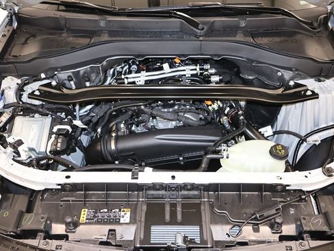 New 2026 Ford Explorer ST-Line w/ ST-Line Street Pack AWD/4WD image 39
