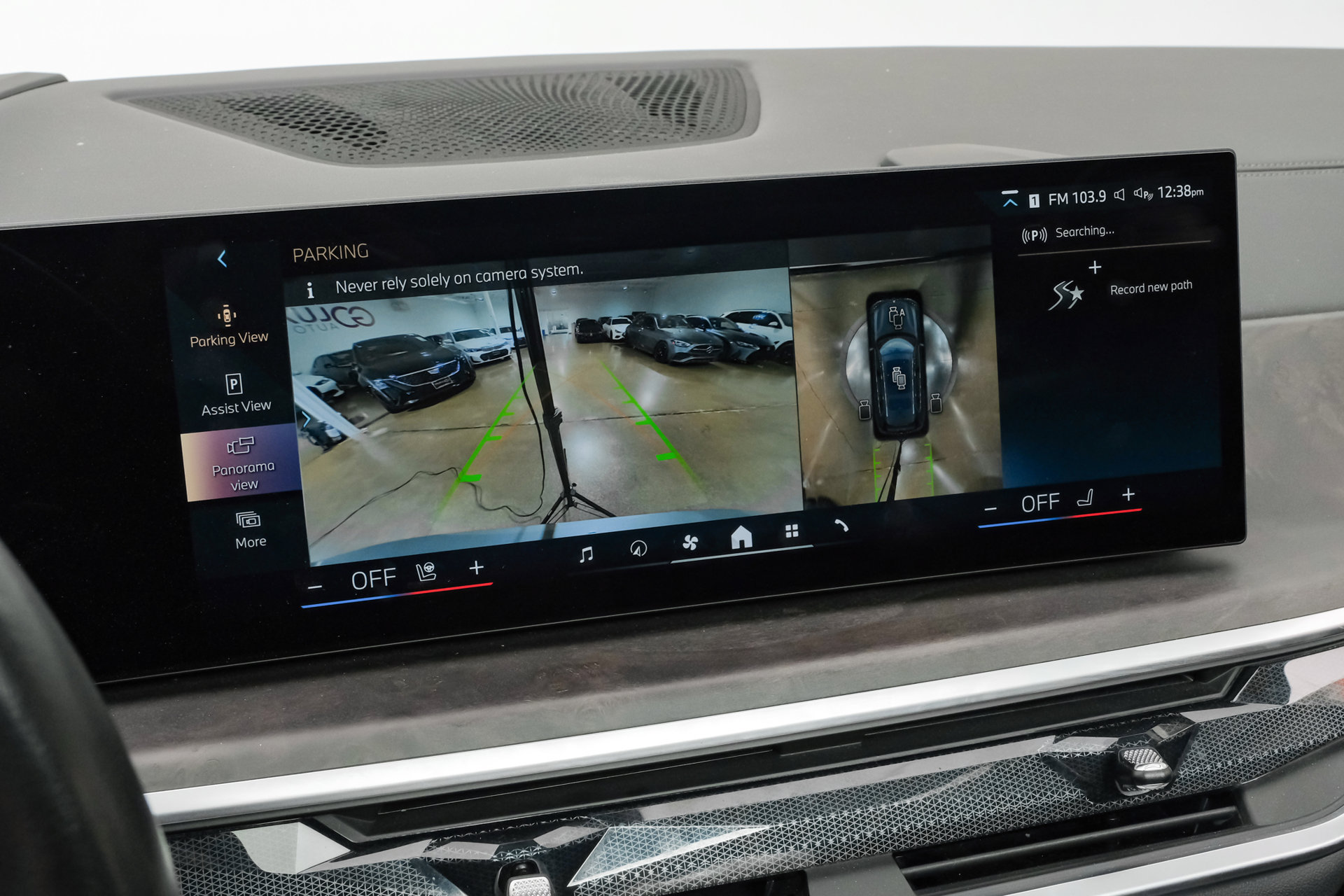 Used 2025 BMW X7 xDrive40i AWD/4WD image 27