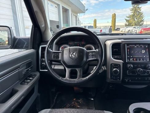 Used 2018 RAM 1500 Big Horn AWD/4WD image 26