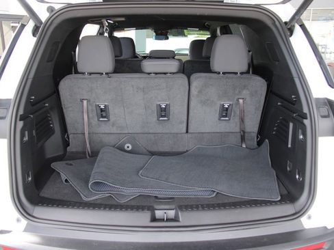 Certified 2024 Chevrolet Traverse LT image 23