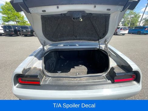 Used 2022 Dodge Challenger R/T Scat Pack RWD image 15