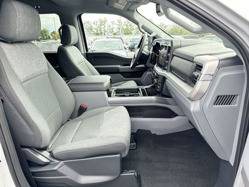 New 2026 Ford F250 XLT w/ XLT Premium Package AWD/4WD image 22