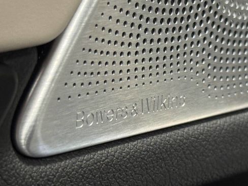 Used 2019 BMW M760i xDrive w/ Luxury Rear Seating Package image 16