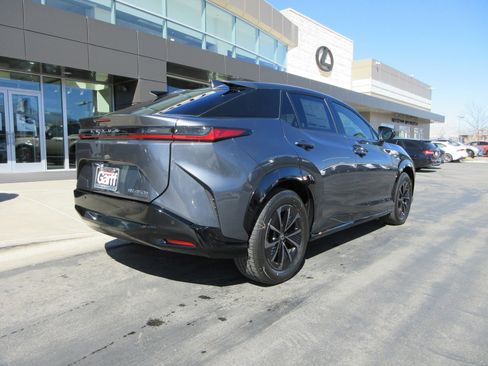 New 2026 Lexus RZ 450e AWD image 9