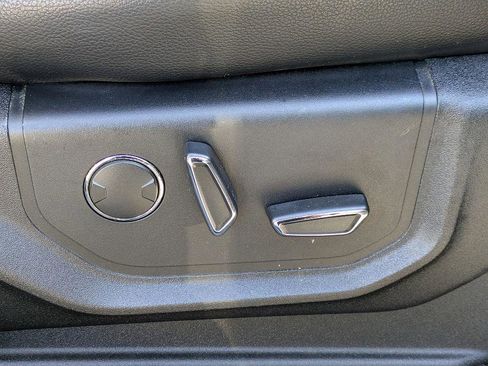 Used 2019 Ford Expedition Limited w/ Equipment Group 301A image 41