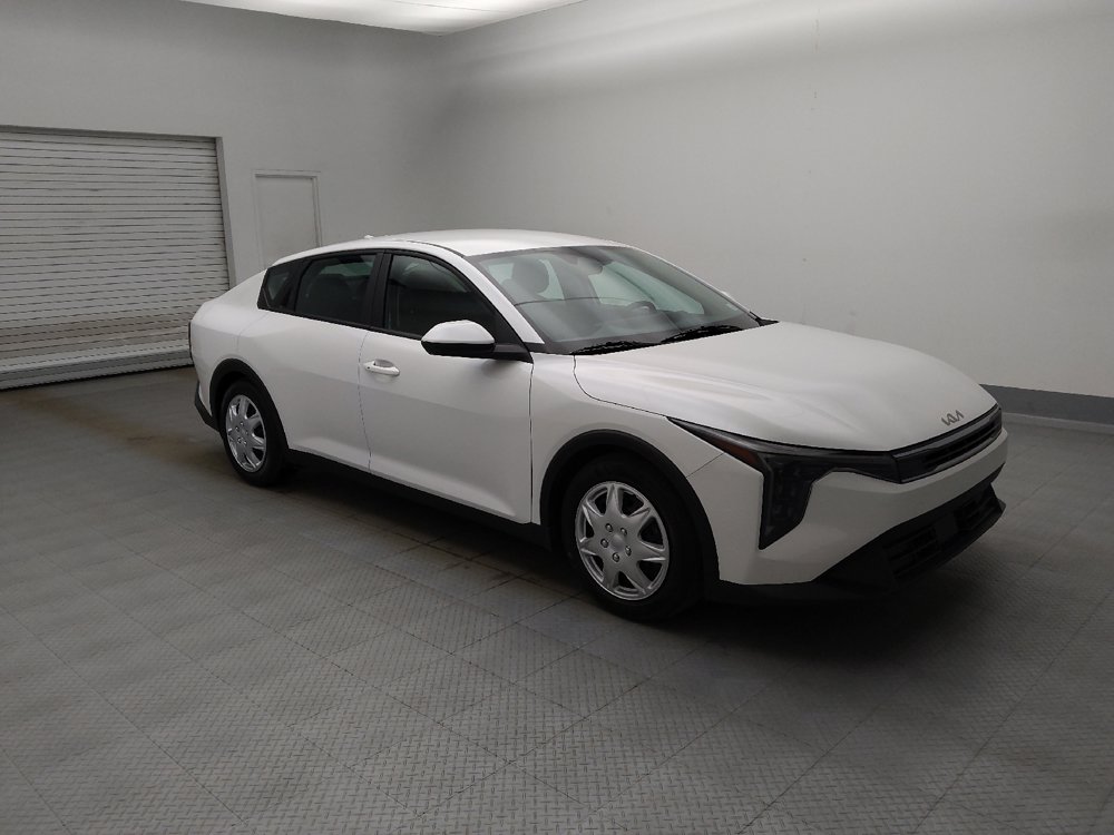 Used 2025 Kia K4 FWD image 11