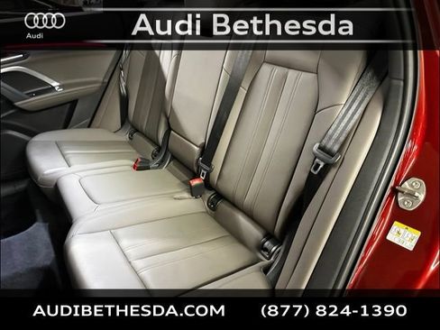 Used 2025 Audi Q5 Premium Plus w/ Premium Plus AWD/4WD image 29